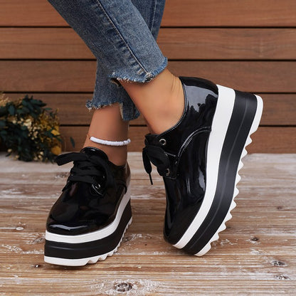 Chaussures compensées vernies à plateforme – Élégance & confort au quotidien