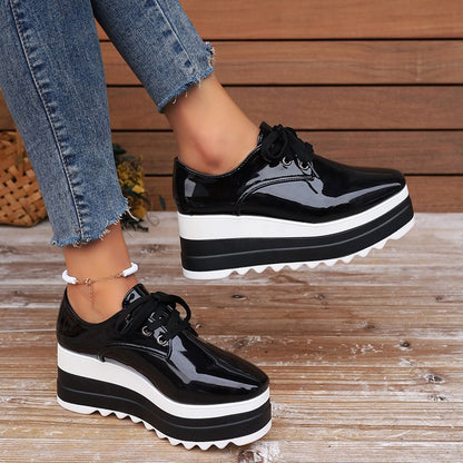 Chaussures compensées vernies à plateforme – Élégance & confort au quotidien