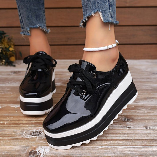 Chaussures compensées vernies à plateforme – Élégance & confort au quotidien